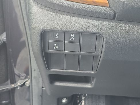 Used 2018 Honda CR-V EX image 25