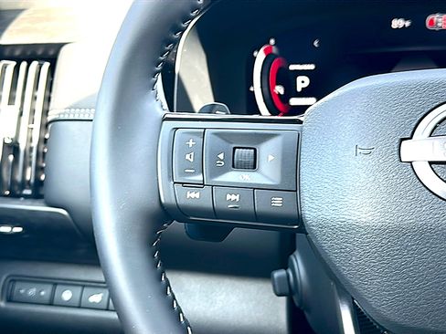 New 2026 Nissan Pathfinder Platinum w/ Cargo Package FWD image 21