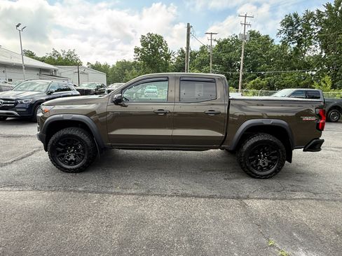 Used 2025 Chevrolet Colorado Trail Boss AWD/4WD image 2