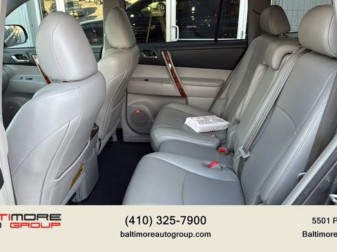 Used 2013 Toyota Highlander Limited image 27