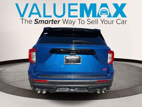 Used 2022 Ford Explorer ST w/ ST Street Pack image 4