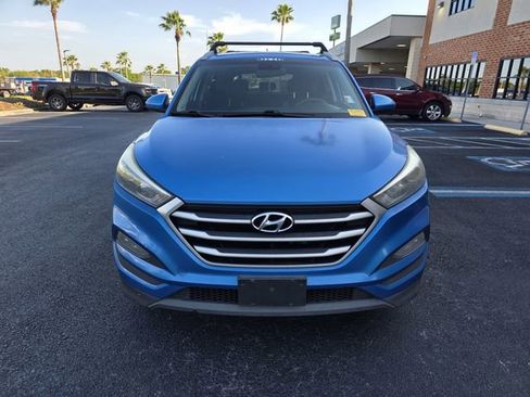 Used 2017 Hyundai Tucson SE image 3