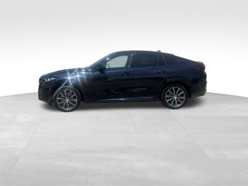 Certified 2026 BMW X6 xDrive40i AWD/4WD image 2
