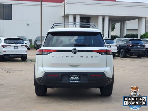 Used 2025 Nissan Pathfinder SV FWD image 7