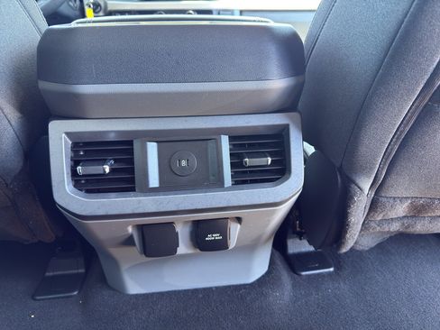 Used 2024 Ford F250 XLT w/ FX4 Off-Road Package AWD/4WD image 16