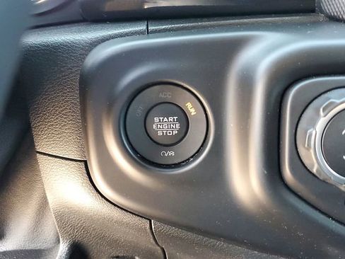 Used 2021 Jeep Wrangler Unlimited Sport AWD/4WD image 25