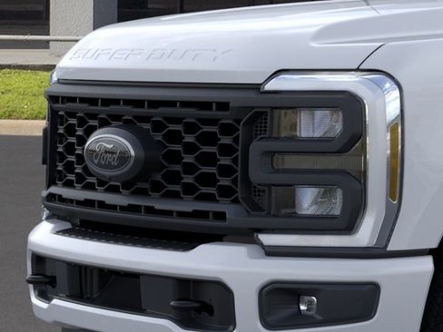 New 2025 Ford F250 Lariat w/ Lariat Ultimate Package AWD/4WD image 17