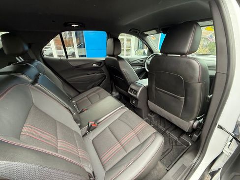 Used 2023 Chevrolet Equinox RS image 35