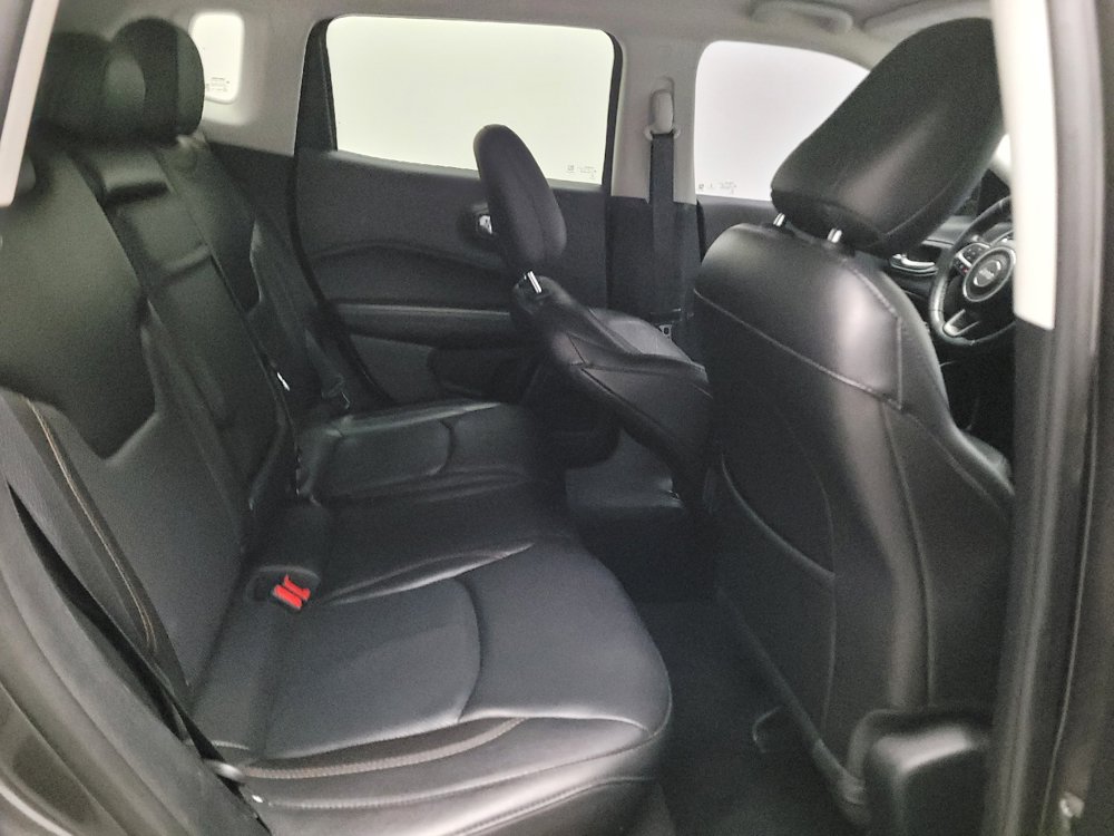 Used 2018 Jeep Compass Limited w/ Navigation Group FWD image 19