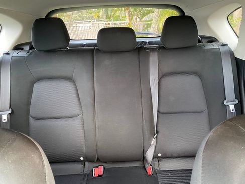 Used 2018 MAZDA CX-5 Sport FWD image 36