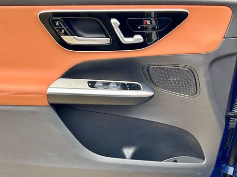 Certified 2023 Mercedes-Benz GLC 300 4MATIC image 31