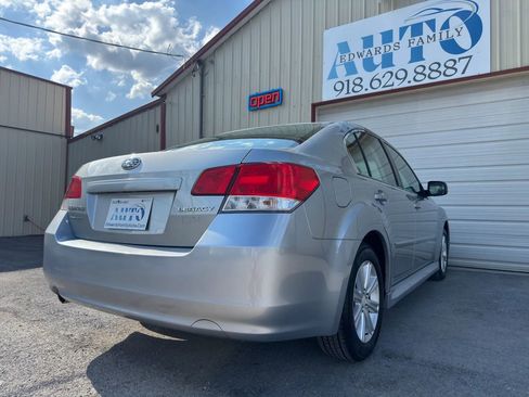 Used 2012 Subaru Legacy 2.5i Premium AWD/4WD image 26