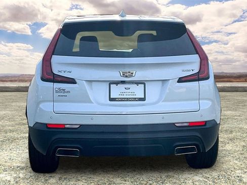 Certified 2023 Cadillac XT4 Luxury w/ Cold Weather Package image 6