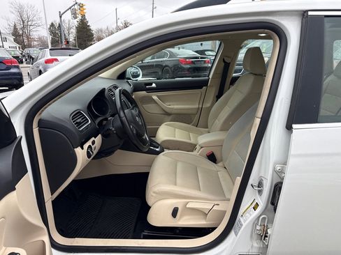 Used 2014 Volkswagen Jetta TDI image 9