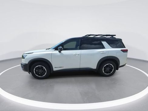 Used 2023 Nissan Pathfinder Rock Creek AWD/4WD image 5