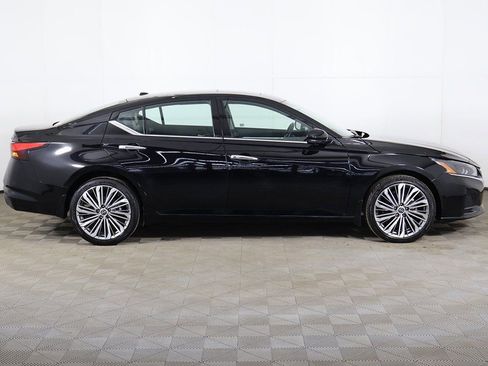 Used 2024 Nissan Altima 2.5 SL image 19