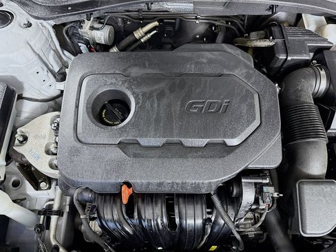 Used 2019 Kia Optima LX image 38