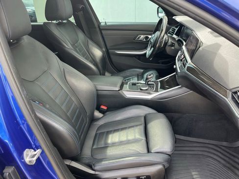 Used 2020 BMW 330i Sedan w/ M Sport Package RWD image 28