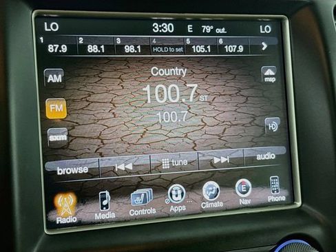 Used 2015 Jeep Grand Cherokee Overland AWD/4WD image 15