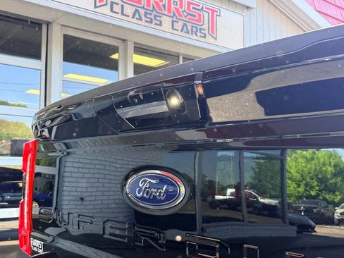 Used 2023 Ford F250 Lariat w/ Chrome Package image 9