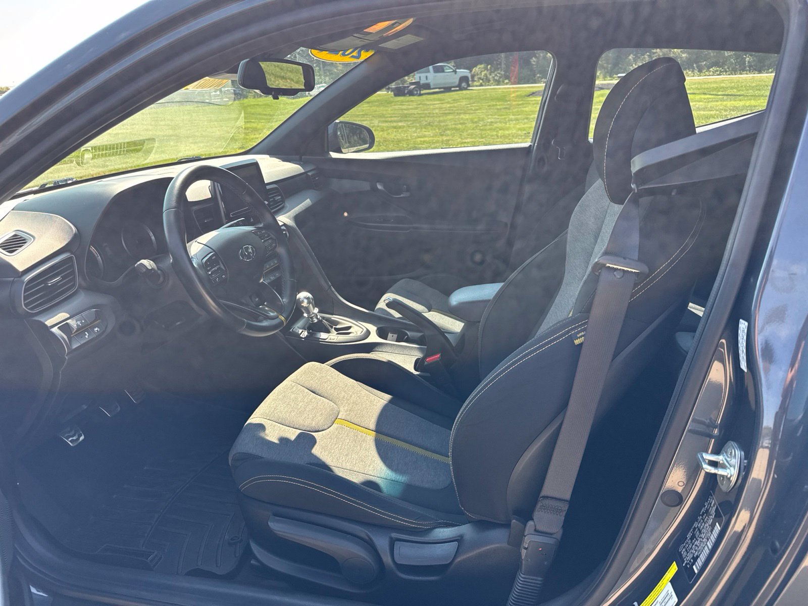 Used 2021 Hyundai Veloster Turbo R-Spec FWD image 17
