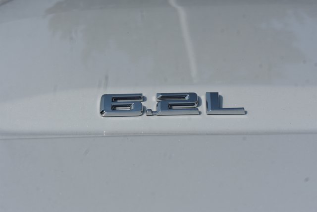 New 2026 Chevrolet Silverado 1500 High Country w/ High Country Premium Package AWD/4WD image 12