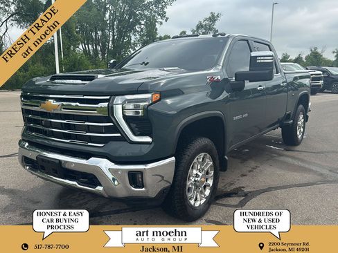 Used 2025 Chevrolet Silverado 3500 LTZ w/ LTZ Plus Package AWD/4WD image 1