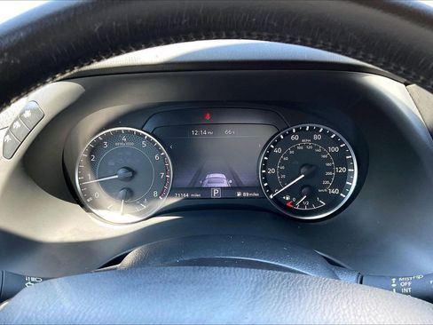 Used 2023 Nissan Armada SL w/ Midnight Edition Package RWD image 11