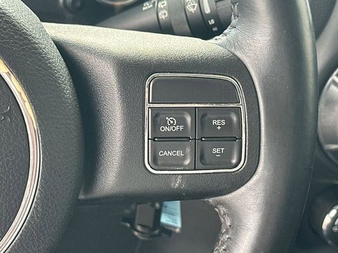 Used 2016 Jeep Wrangler Unlimited Sahara AWD/4WD image 25
