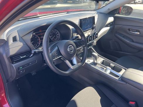 Used 2023 Nissan Sentra SV FWD image 6
