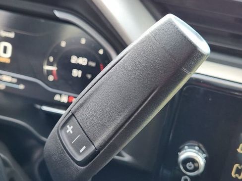 Used 2024 GMC Sierra 2500 Denali image 23