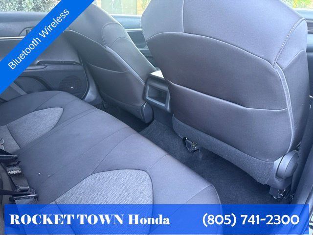 Used 2019 Toyota Camry LE FWD image 16