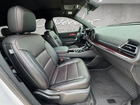 Certified 2024 Chevrolet Traverse Z71 w/ LPO, Floor Liner Package image 24