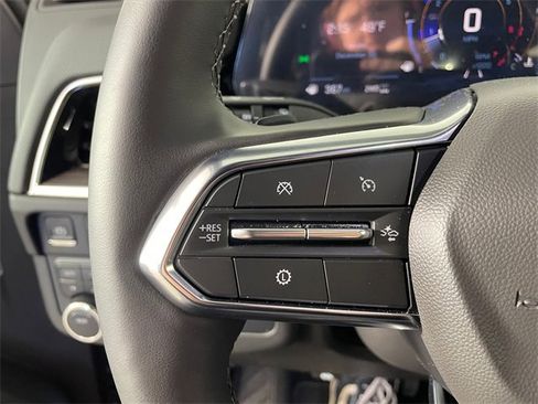 Certified 2025 Chevrolet Tahoe Premier image 11