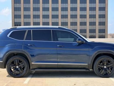 Used 2019 Volkswagen Atlas SEL Premium image 6