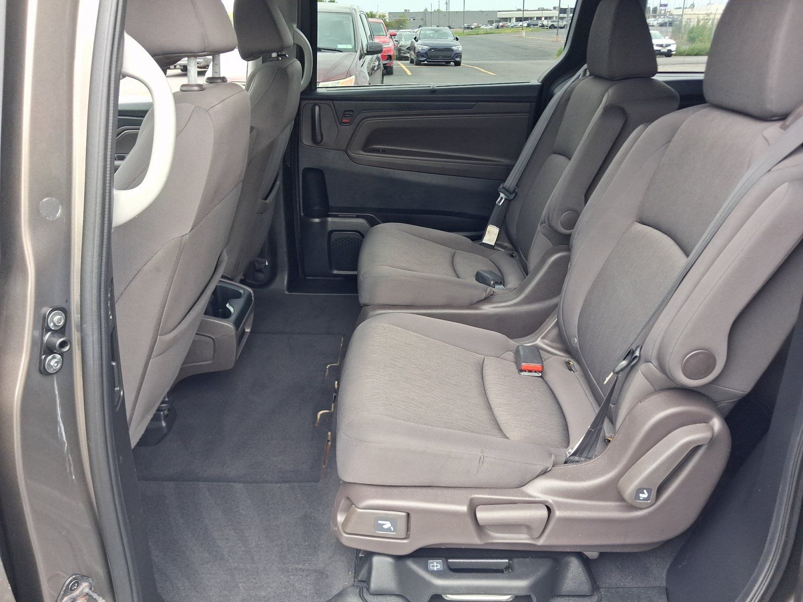 Used 2018 Honda Odyssey EX image 18