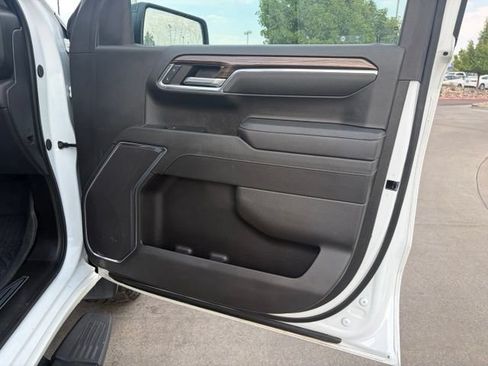 Used 2024 Chevrolet Silverado 1500 LT Trail Boss w/ Protection Package AWD/4WD image 23