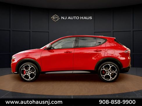 Used 2024 Alfa Romeo Tonale Veloce AWD/4WD image 7
