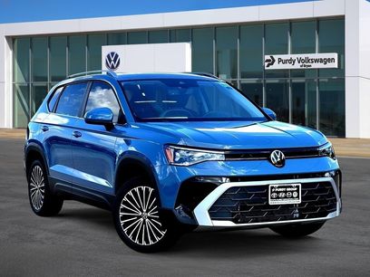 New 2026 Volkswagen Taos SE