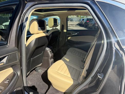 Used 2016 Ford Edge SEL w/ Equipment Group 201A AWD/4WD image 31