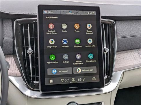 New 2026 Volvo XC90 T8 Ultra w/ Protection Package Premier image 13