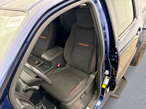 Used 2023 Nissan Frontier PRO-4X w/ Pro Convenience Package image 11