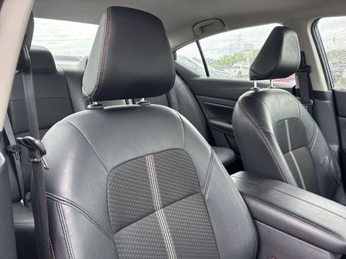 Used 2024 Nissan Altima 2.5 SR FWD image 22