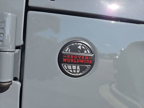 New 2025 Jeep Wrangler Unlimited Rubicon w/ Safety Group image 23