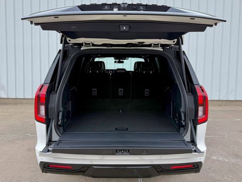 New 2026 Ford Expedition Max Platinum w/ Stealth Appearance Package image 16