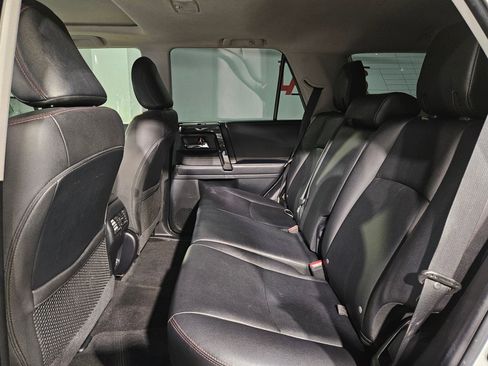 Used 2021 Toyota 4Runner TRD Off-Road Premium w/ Moonroof Package AWD/4WD image 35