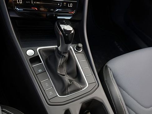 New 2026 Volkswagen Jetta SEL FWD image 23
