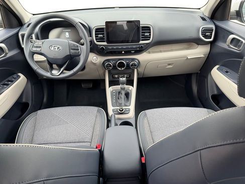 New 2026 Hyundai Venue SEL image 10