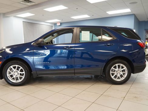 Used 2023 Chevrolet Equinox LS w/ LPO, Floor Liner Package image 2