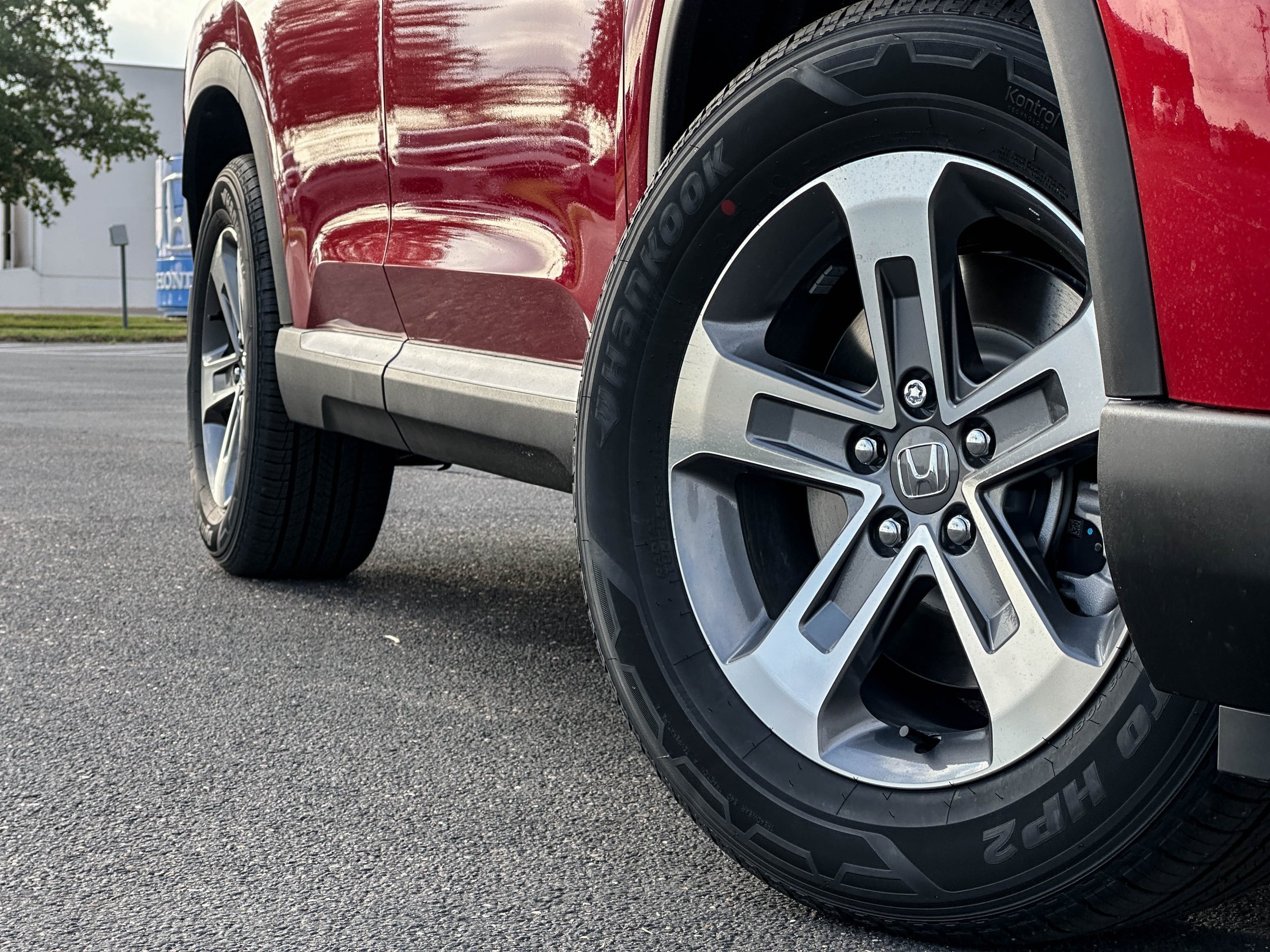 New 2026 Honda Pilot EX-L image 3
